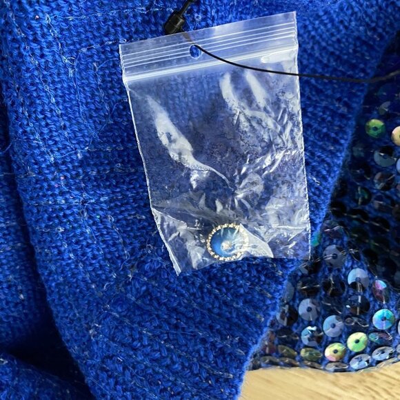 Free People Cardigan Sweater‎ Medium Sequins Iridescent Blue NWT CJ-1459 - Picture 11 of 11